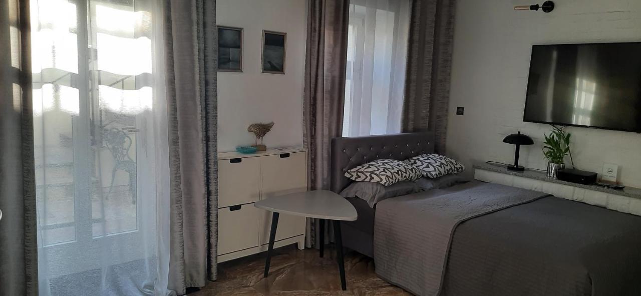 Studio Four - Prywatne Wejscie I Taras W Centrum Sopotu Exteriör bild