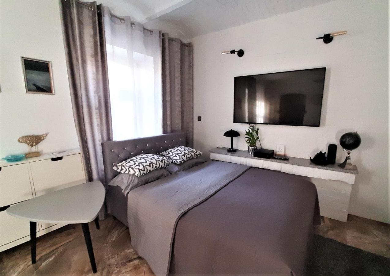 Studio Four - Prywatne Wejscie I Taras W Centrum Sopotu Exteriör bild